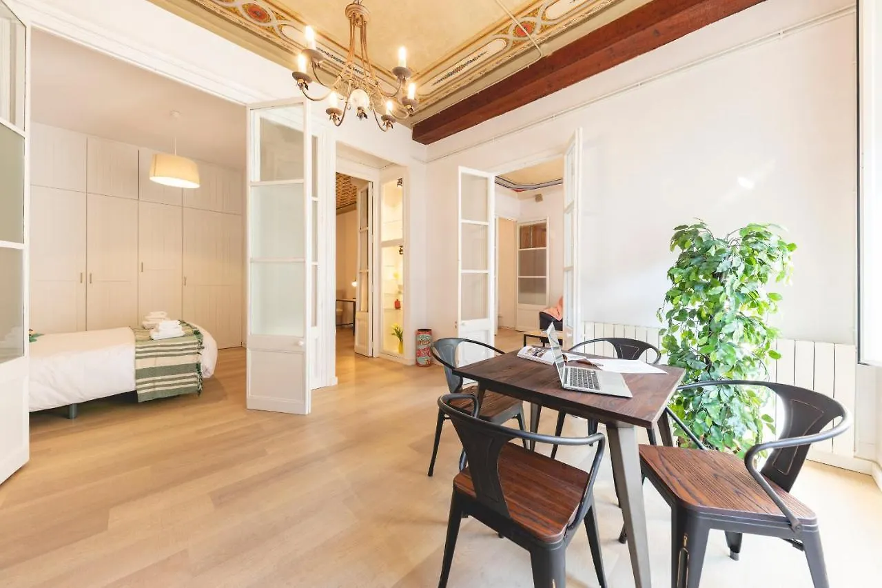 Bravissimo Placa Del Vi, Authentic Historic Apartment Girona